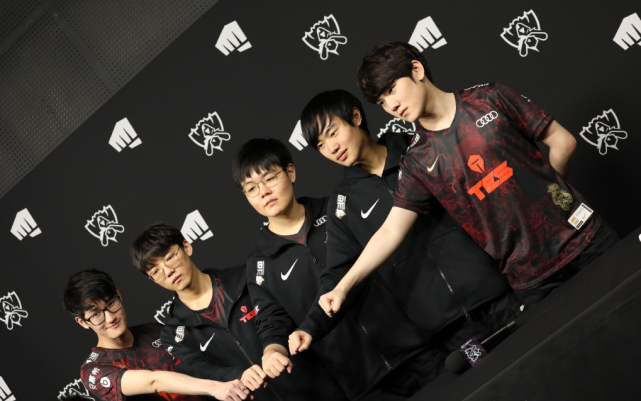 的强敌时 的强敌时