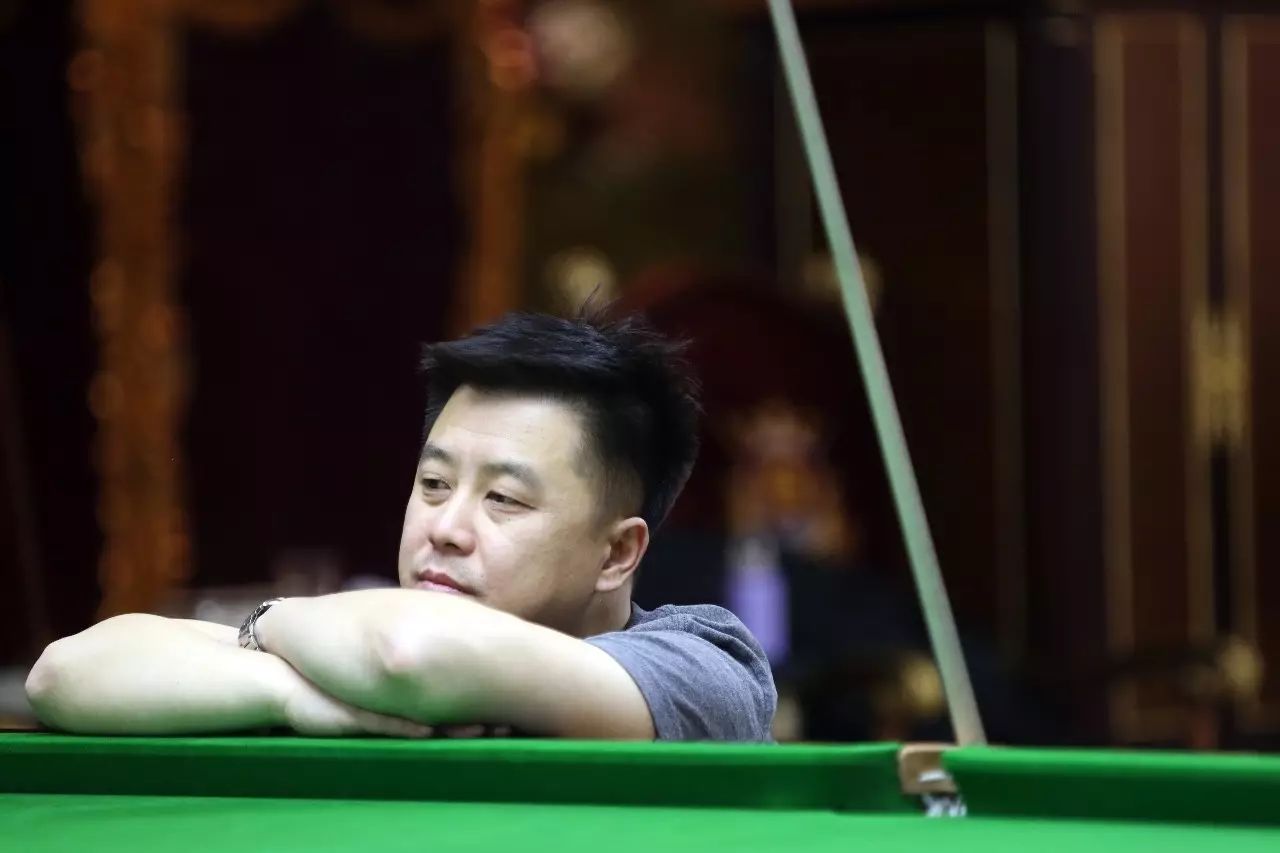 从而挑战他 从而挑战他