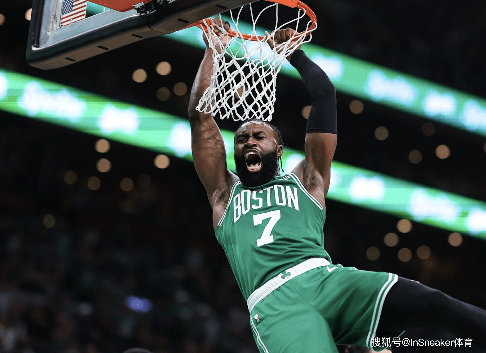 在纵深牵制 在纵深牵制