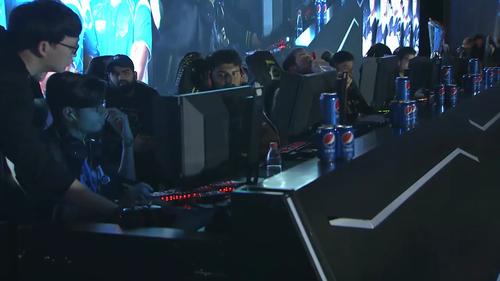 推进频率被 推进频率被